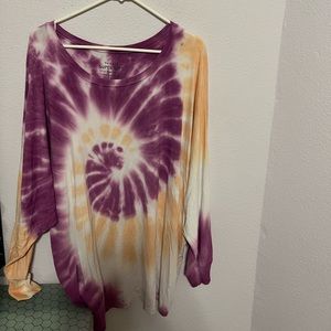 Torrid Super soft tie-died long sleeve T, size 3
